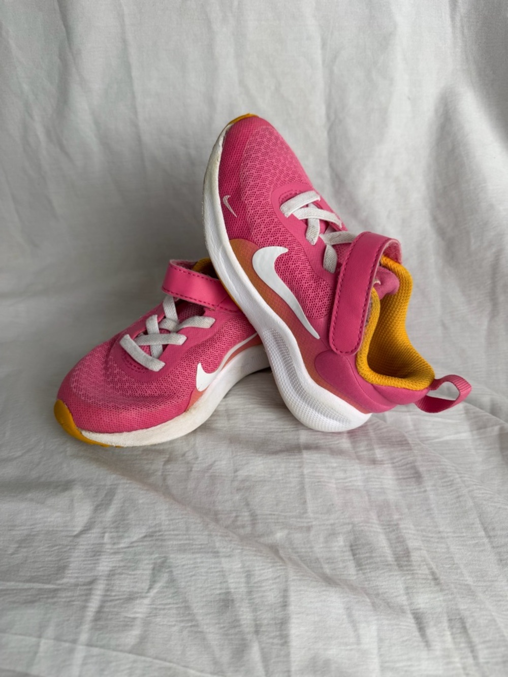 ✨Kids Nike Revolution7 ✨ 8y